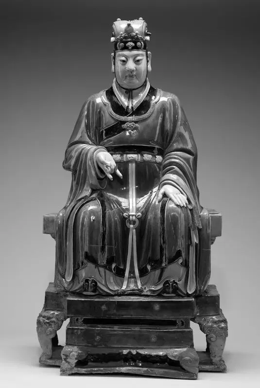 how-to-recognize-a-chinese-antique-turquoise-glaze-deity-image-0