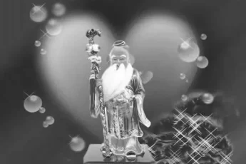 chinese-deity-of-marriage-and-love-image-0