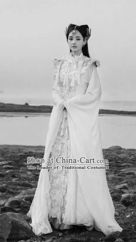 the-clothing-of-a-chinese-deity-photo-0