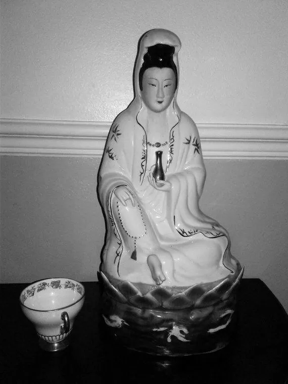 chinese-female-deity-holding-jar-photo-0