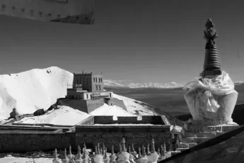 the-3-face-chinese-deity-guarding-the-sacred-mountain-photo-0