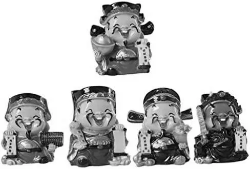 chinese-deity-reports-on-the-home-at-the-close-of-the-year-image-0