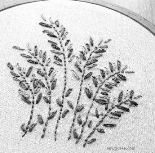 simple-floral-embroidery-stitches-image-0